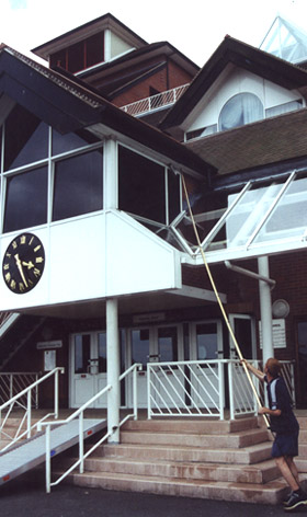 commercial window cleaning